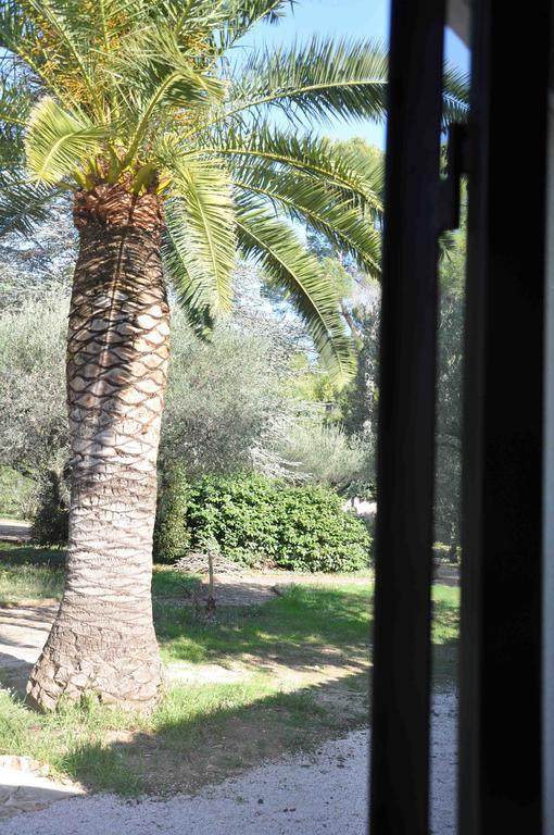 Hotel Du Coté de Chez Soi La Ciotat Habitación foto