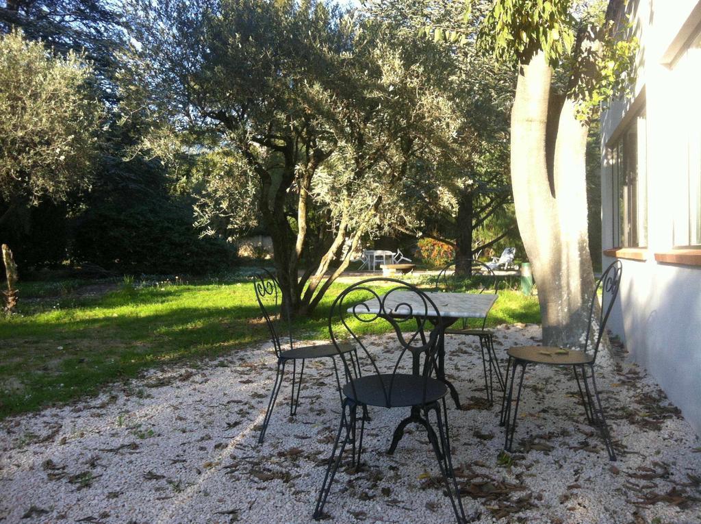 Hotel Du Coté de Chez Soi La Ciotat Habitación foto