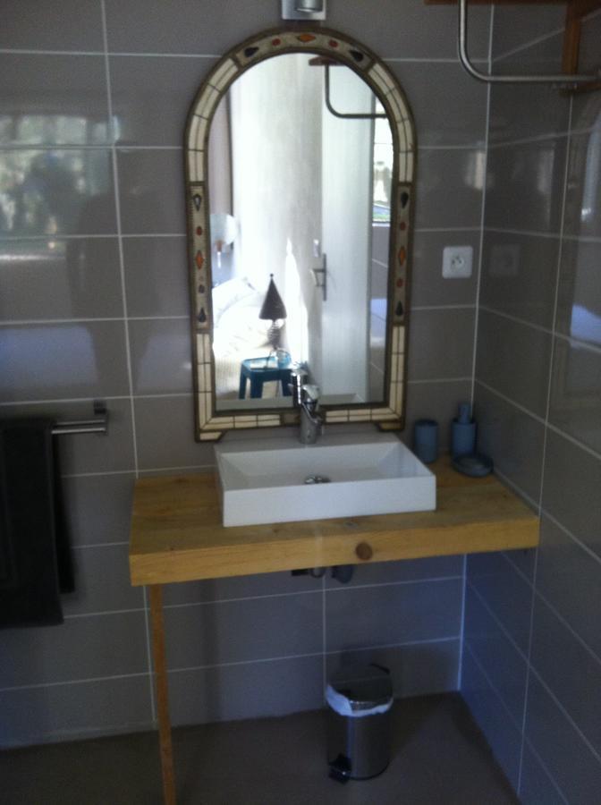 Hotel Du Coté de Chez Soi La Ciotat Habitación foto